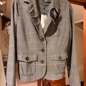 Plaid Women's Jacket with Brooch